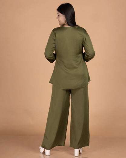 Gajji Cotton Co-Ord Set with Embroidered Round Neckline & Wide-Leg Pants