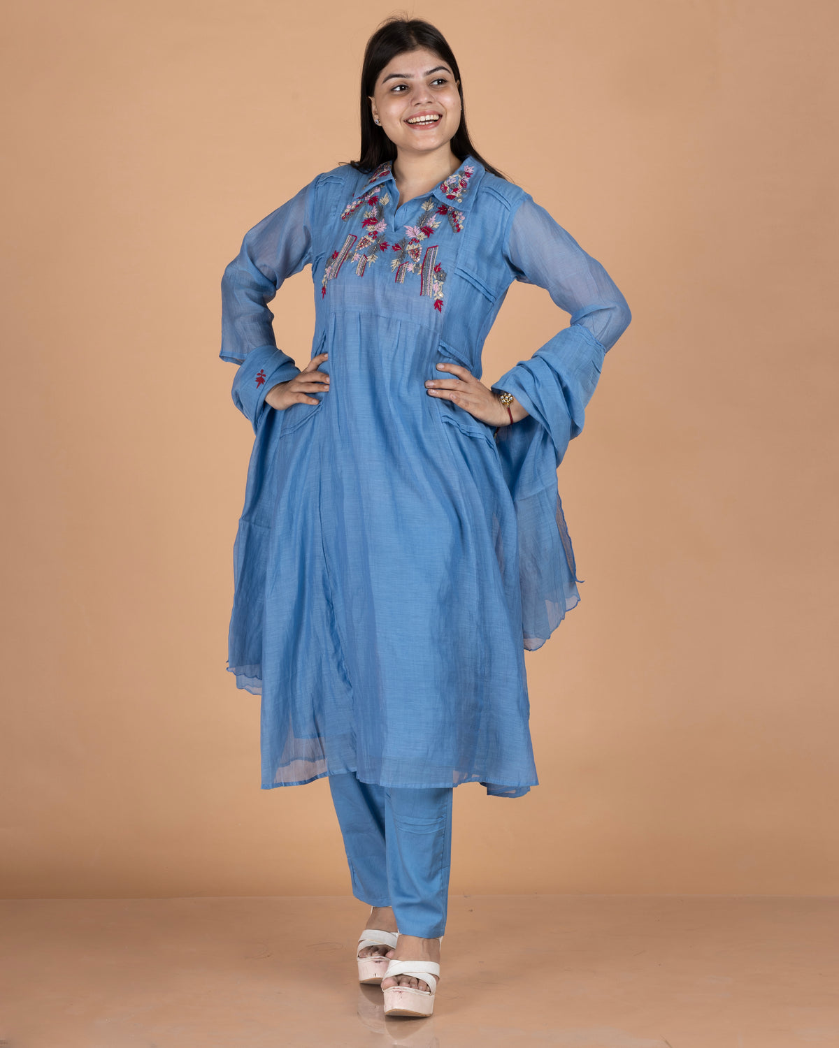 Thread Embroidered Collared Mul Chanderi A-Line Kurta Set