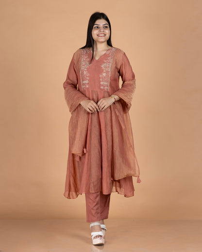 Pure Mul & Crush Tissue Kurti Set with Monumental Yoke Design & Pencil Pants