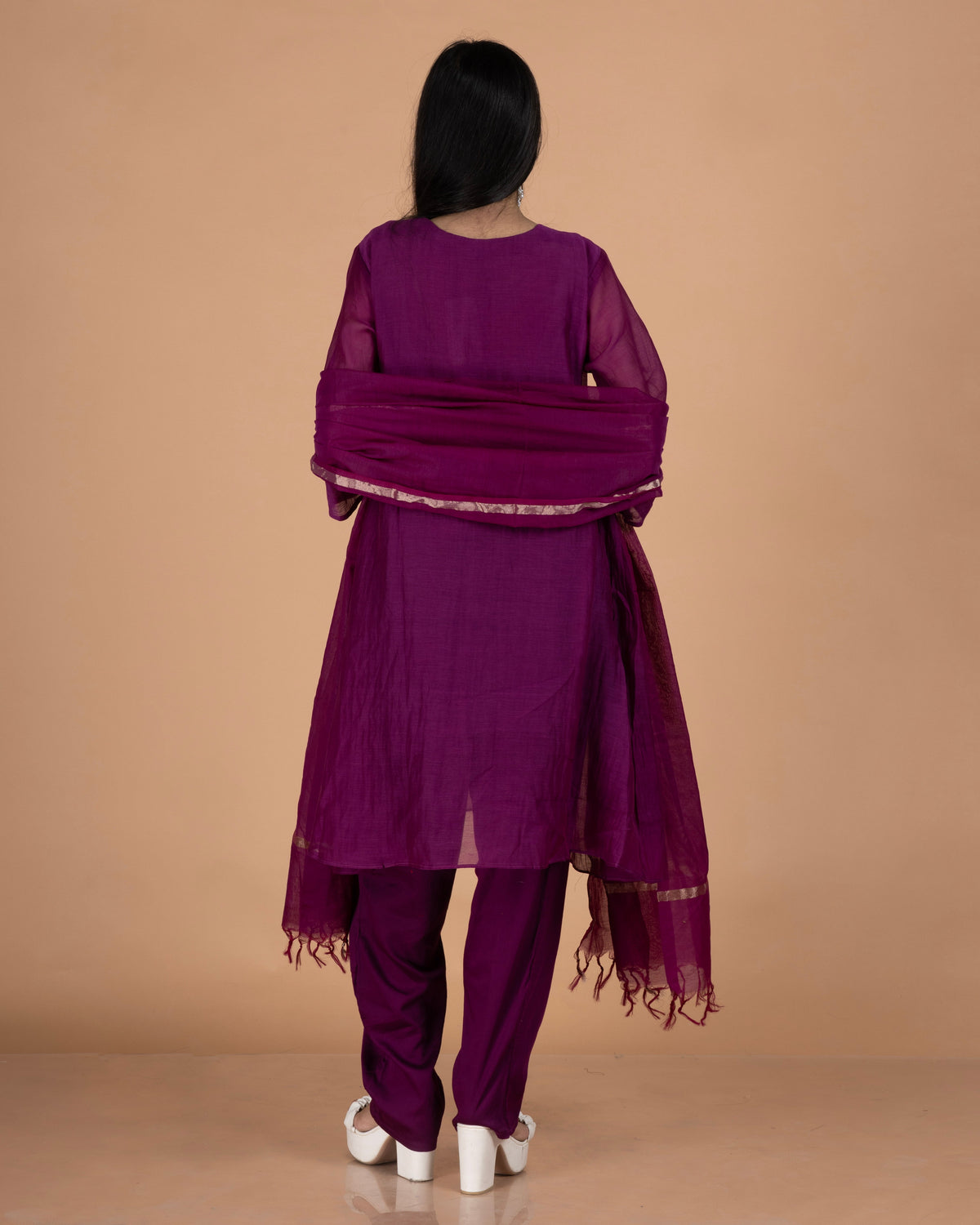 Pure Mul Short A-Line Kurti Set with Zardosi Figure Motifs, Pencil Pants & Zari Dupatta